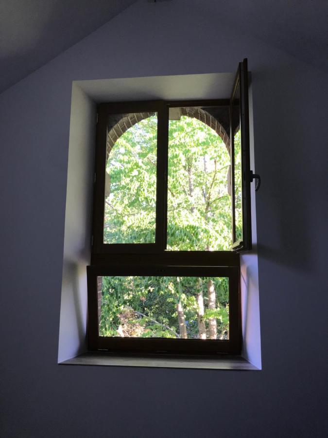 Studio Dans Les Ecuries Du Chateau Bonnelles ภายนอก รูปภาพ